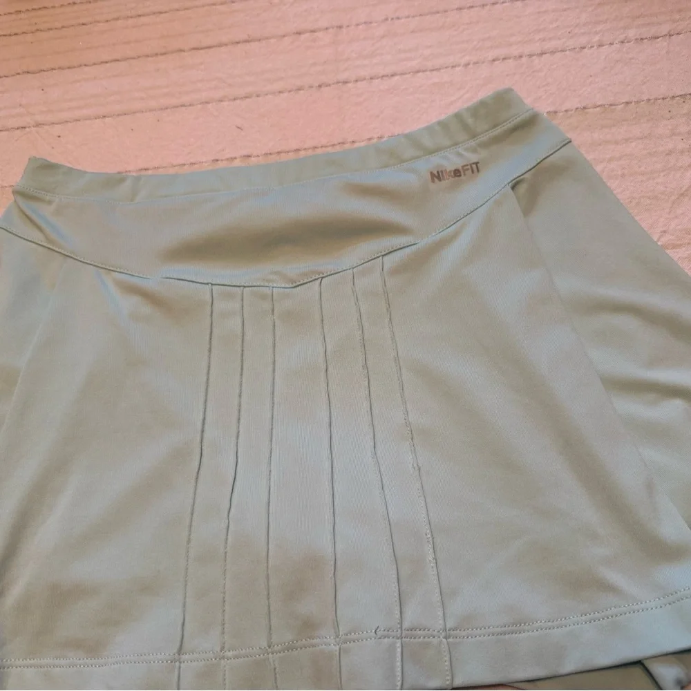 Nike Women's‎ Mint Green Skort
